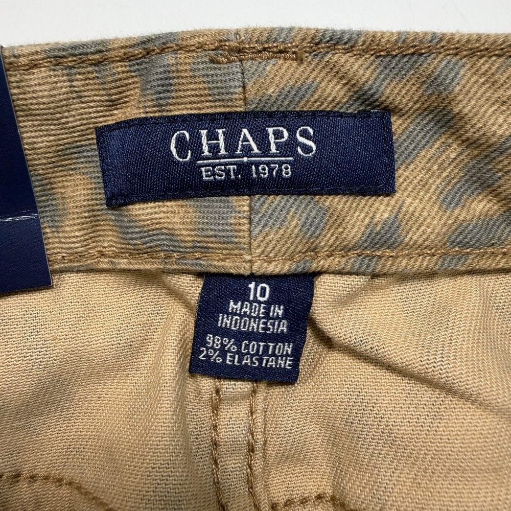 CHAPS Women's NWT Slimming Fit Straight Leg Cheetah Print Jeans 10 Denim Animal - Picture 4 of 11